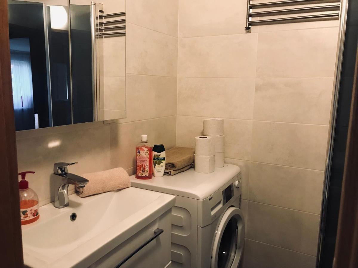 Cozy Central Apartment Tallinn Luaran gambar
